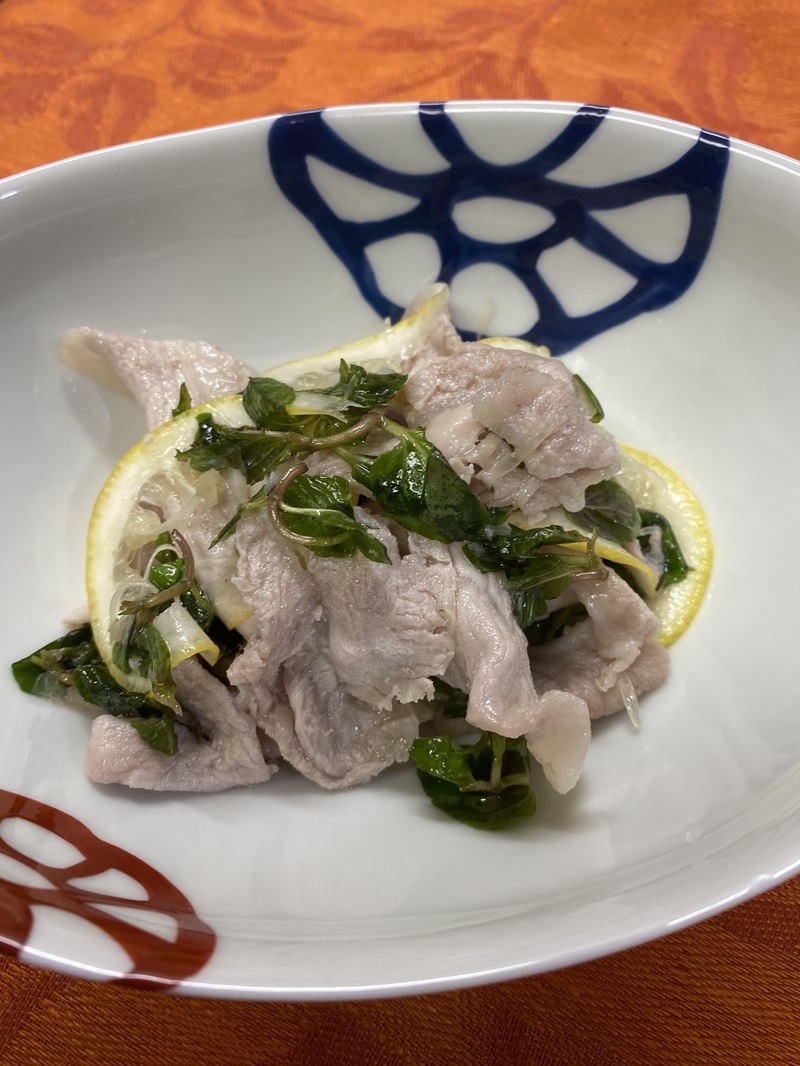 ＊7/28＊【台所のよっぱらい】豚薄切り肉のミント・レモン和えをご紹介♪