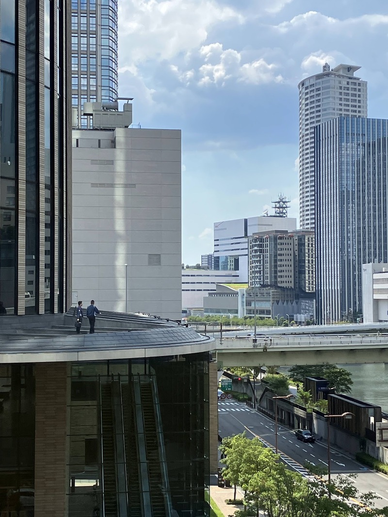 フェスティバルホールの楽屋から見る風景