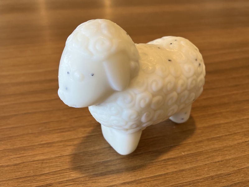 かわいくて使えない（けど使うつもりの）羊乳石鹸